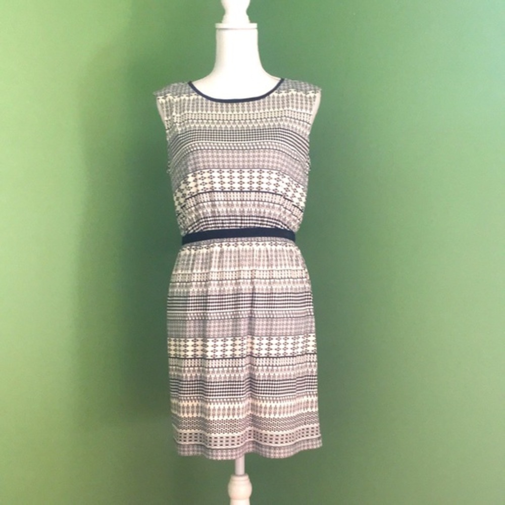 LOFT black and cream sleeveless mini‎ dress medium